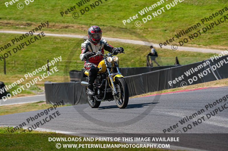 cadwell park;cadwell park photographs;cadwell trackday photographs;enduro digital images;event digital images;eventdigitalimages;peter wileman photography;racing digital images;trackday digital images;trackday photos